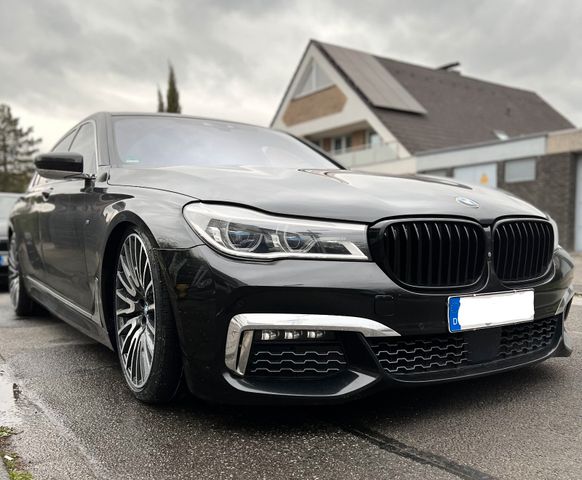 BMW 740Ld xDrive - M Sport - Fond Entertainment - La