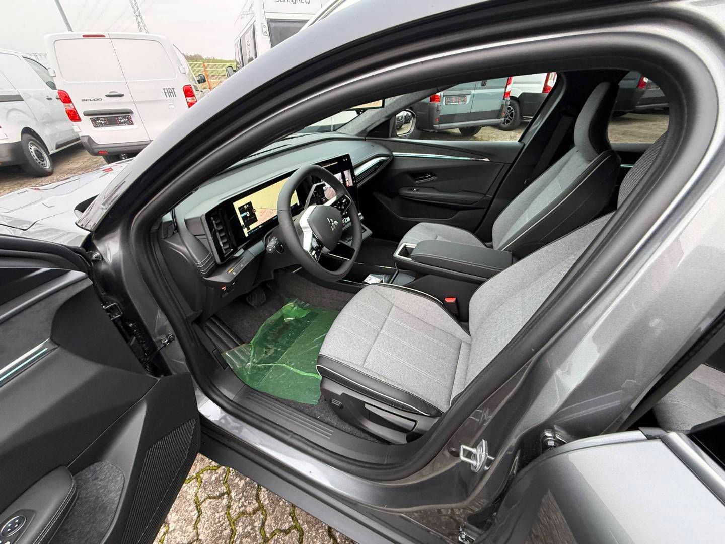 Fahrzeugabbildung Mitsubishi Eclipse Cross Diamant TOP