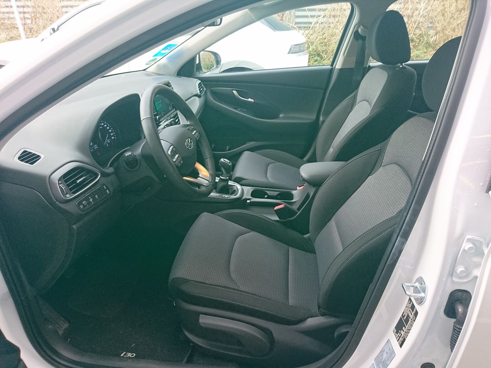 Fahrzeugabbildung Hyundai i30 FL 1.0 T-GDI M/T (48V) Select FunktionsP