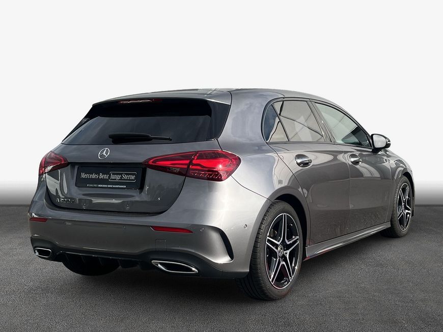 Mercedes-Benz A 200 d AMG Adv.Plus Night foto 2
