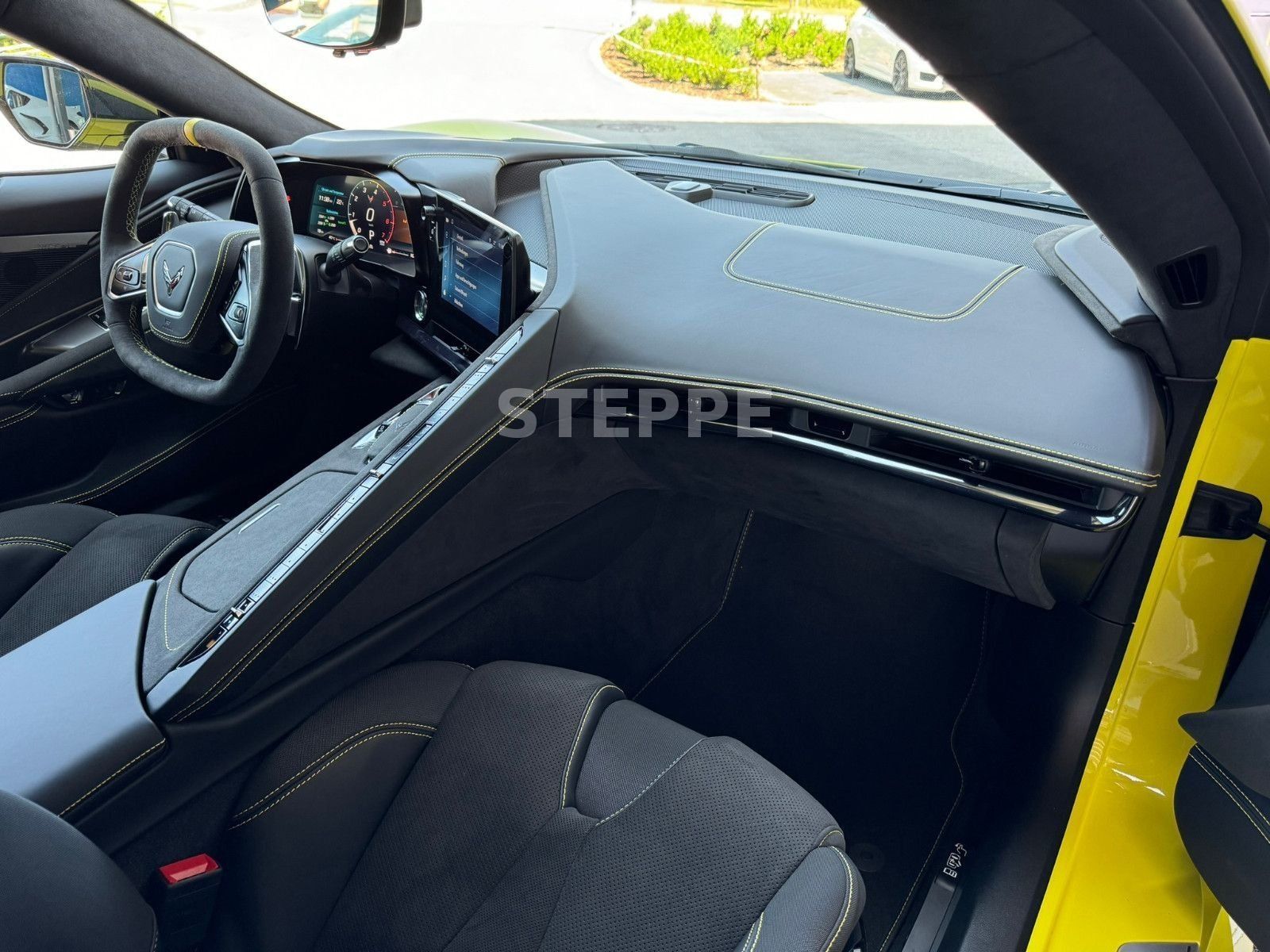 Corvette C8 Stingray Coupe 6,2 V8 3LT Europamodell STEPPE