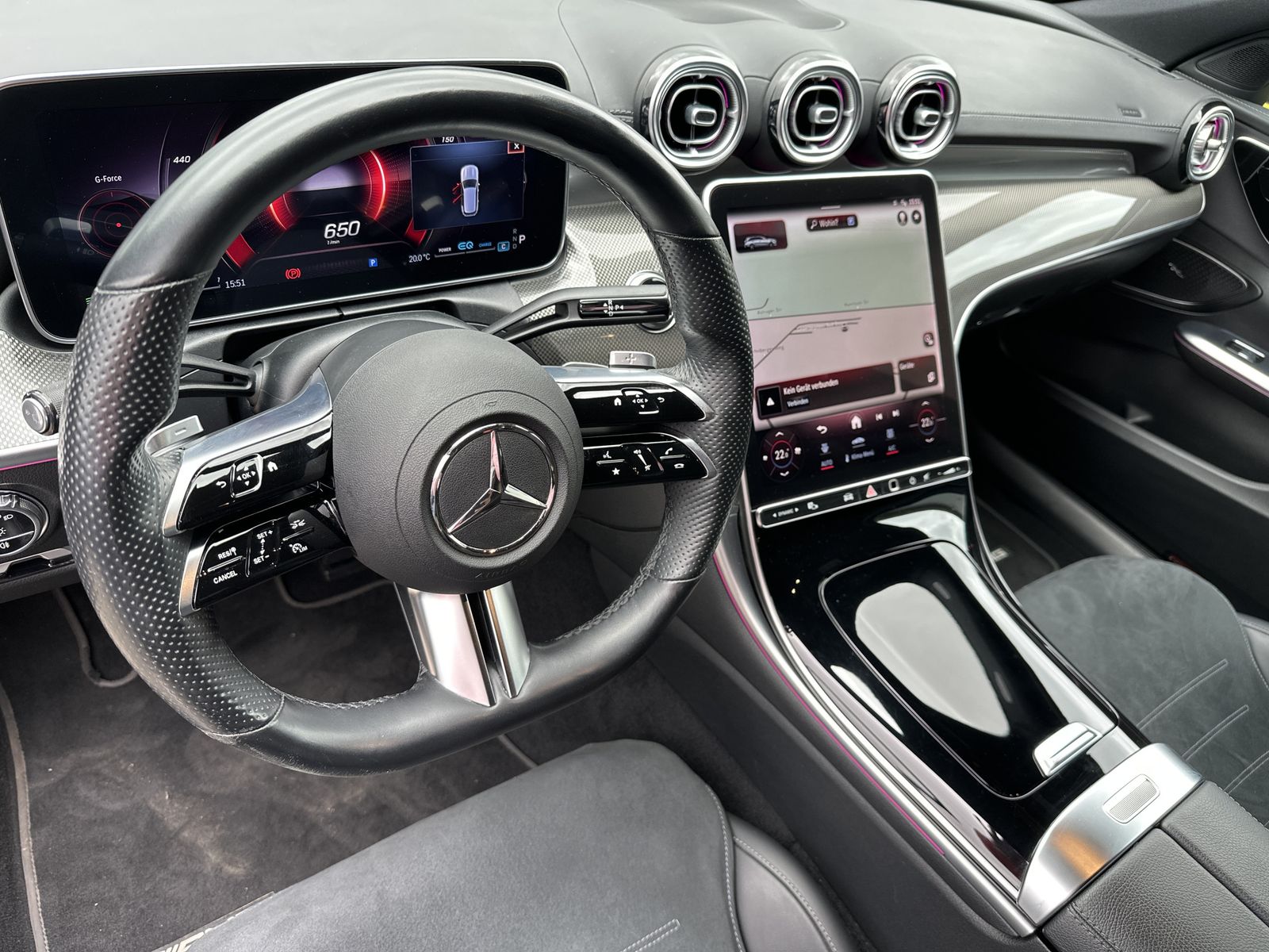 Fahrzeugabbildung Mercedes-Benz C 220d T AMG-Line NAV+LED+ACC+AHK+KAMERA+SOUND