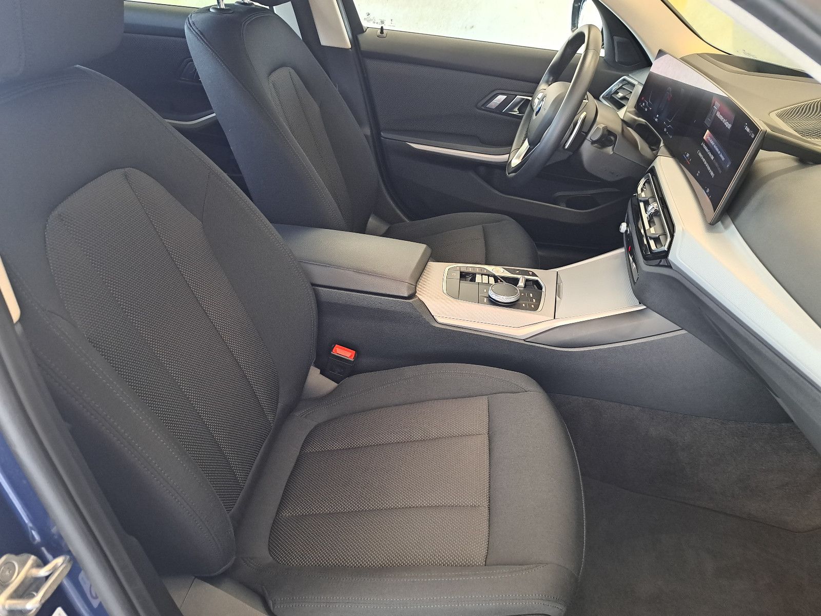 BMW 318d LCI*Adapt.LED*Curved*HiFi*HUD*RFK foto 15