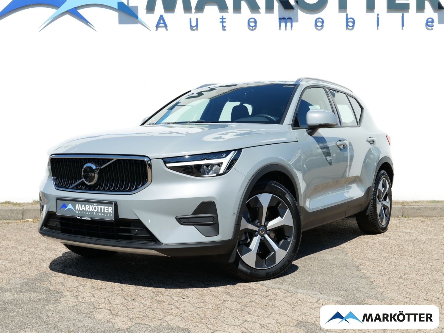 Volvo XC40 B3 360CAM BLIS PILOT GOOGLE APPLE & Android