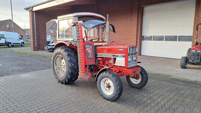 IHC 633 Oldtimer Schlepper 52 PS Bj. 1976 Mähbalken