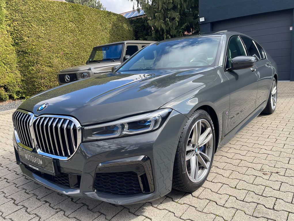 BMW 730