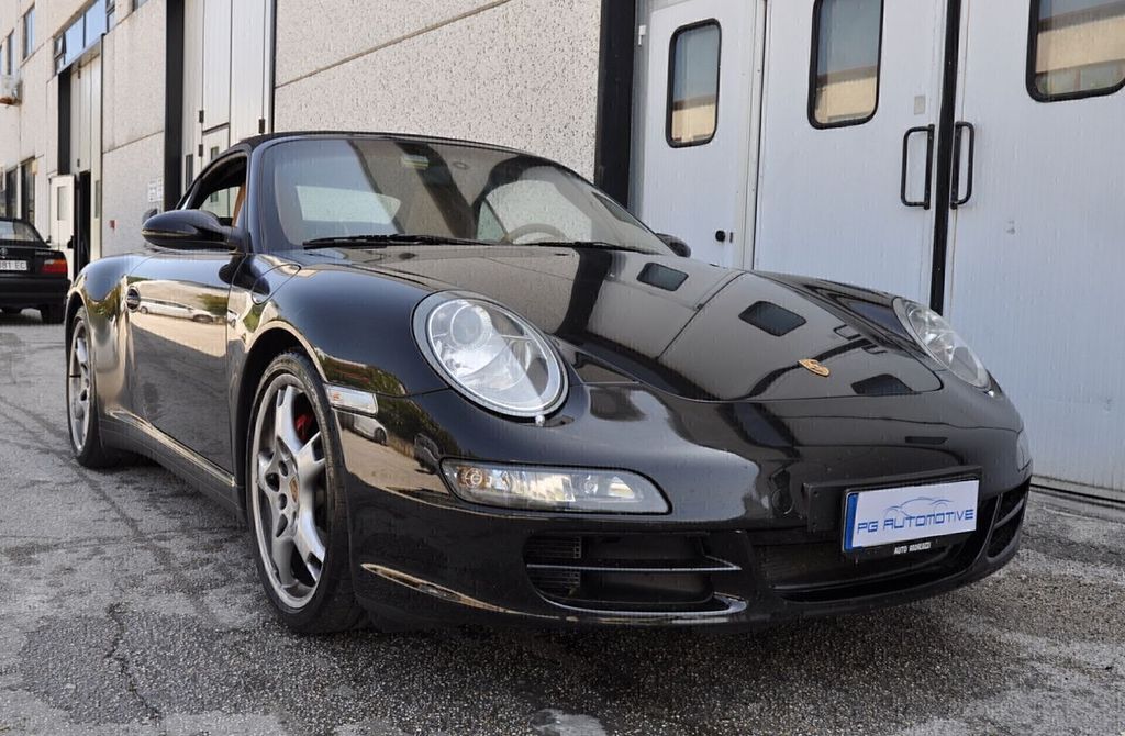 PORSCHE 911 2007