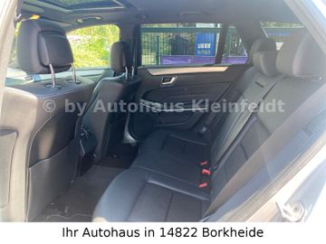 Mercedes E 200 - 12