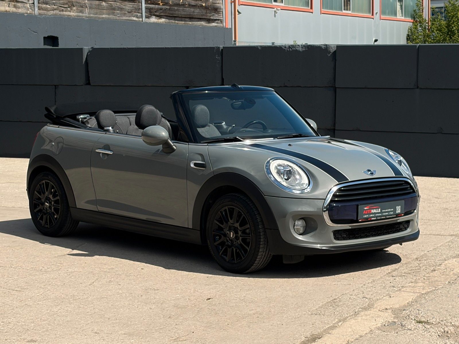 Fahrzeugabbildung MINI Cooper Cabrio Chili Tempomat LED PDC BT SHZ