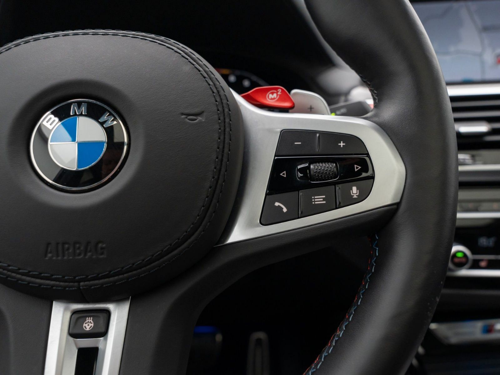 Fahrzeugabbildung BMW X4 M ACC 360°HUD H/K DAB DisplKey Panorama AHK