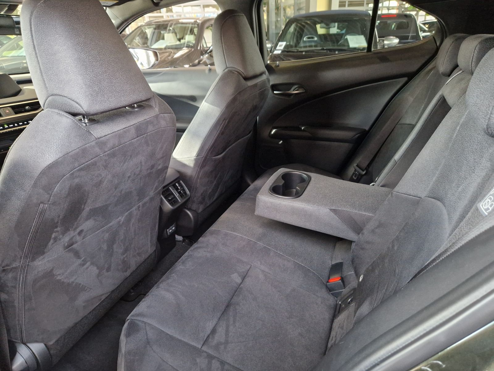 Fahrzeugabbildung Lexus UX 250 h Style LED ALU