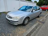 Ford Mondeo mk3 Ghia - Ford Mondeo aus 2003: Ghia