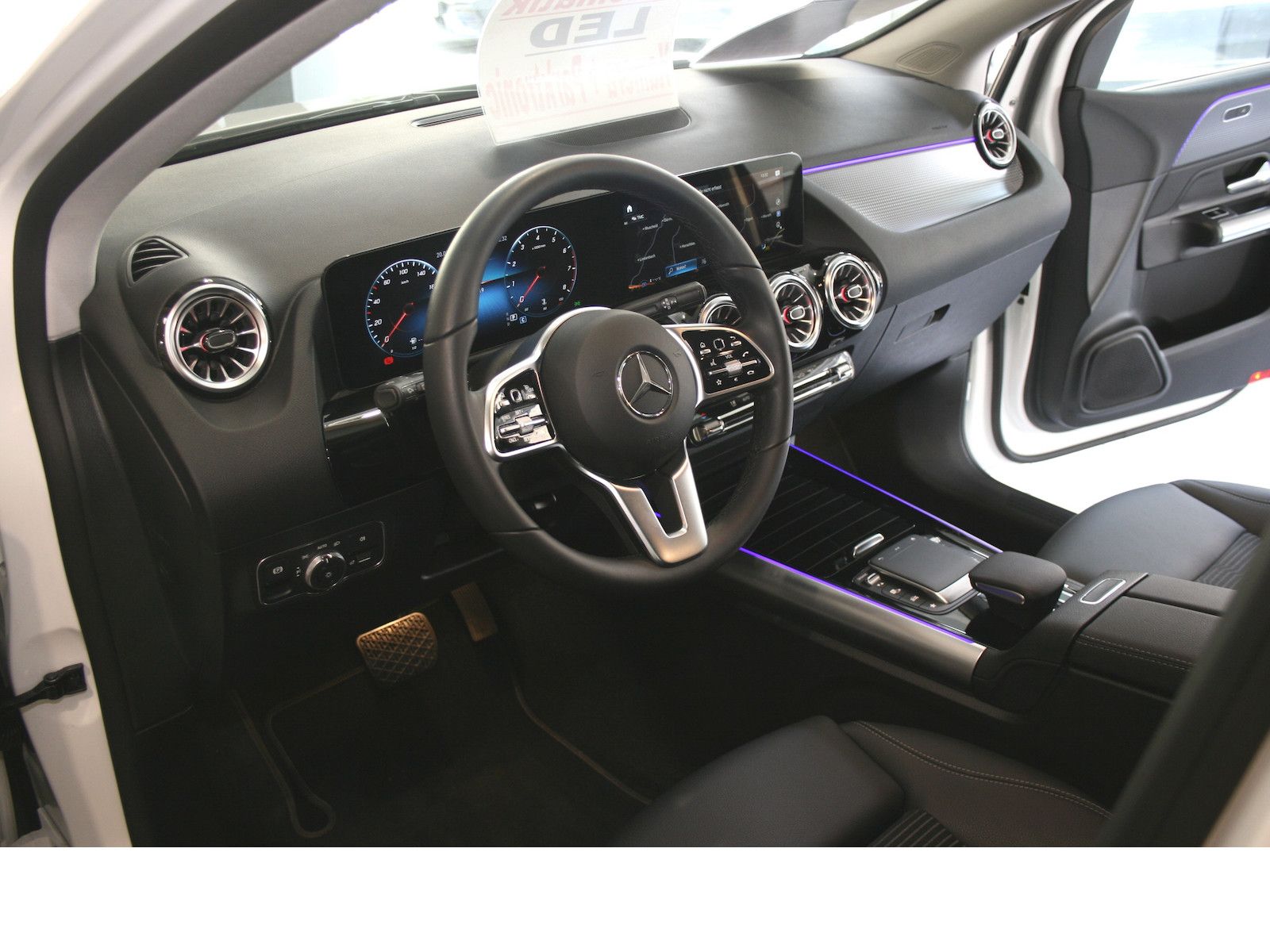 Fahrzeugabbildung Mercedes-Benz B 200 Progres.*Distronic*360° Kamera*el.Hecktüre