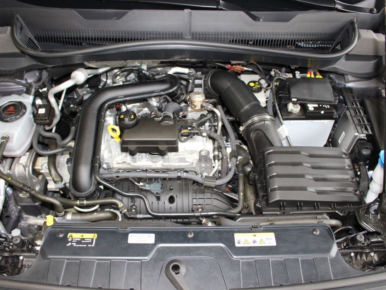 Fahrzeugabbildung Volkswagen T-Cross 1.0 TSI OPF Style DSG ACC/Virtual