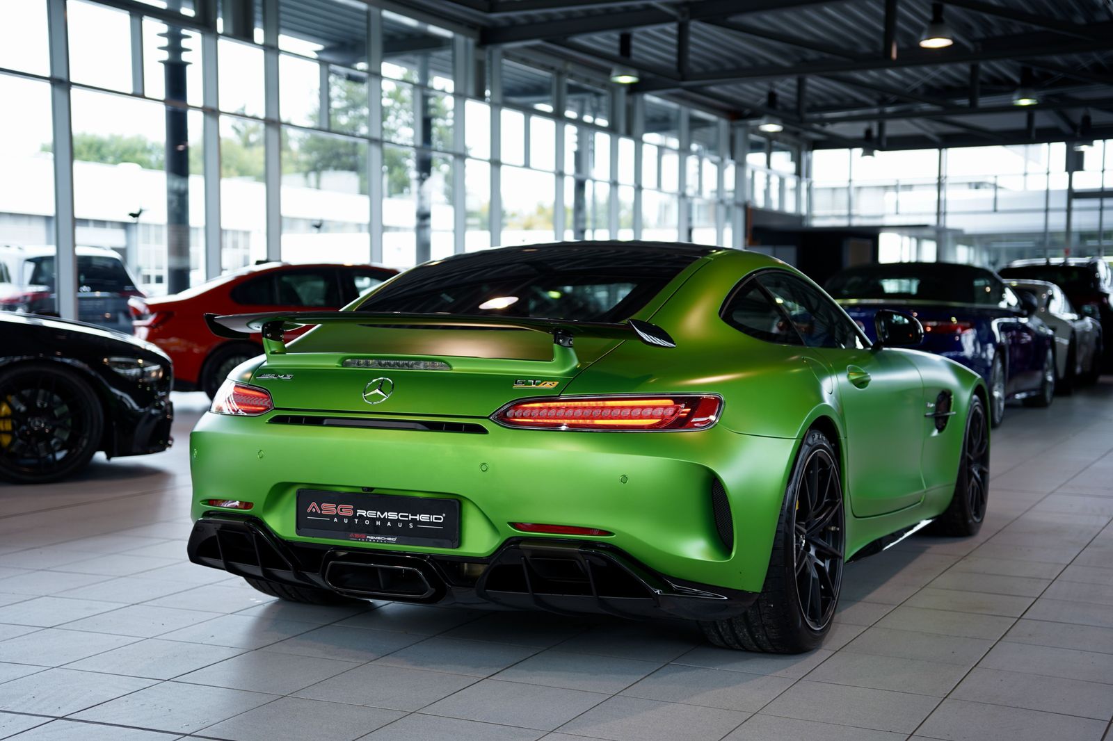 Mercedes Benz Amg Gt R