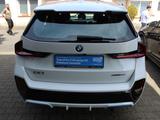 BMW iX1 30xDrive M Sportpaket Kam. Wärmepumpe SoH 97 - BMW: 1.9