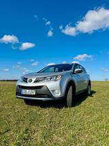 Toyota TOYOTA RAV4  TÜV NEU  RESTGARANTIE BIS 2029 - gebrauchte Toyota RAV 4 aus dem Jahr 2014