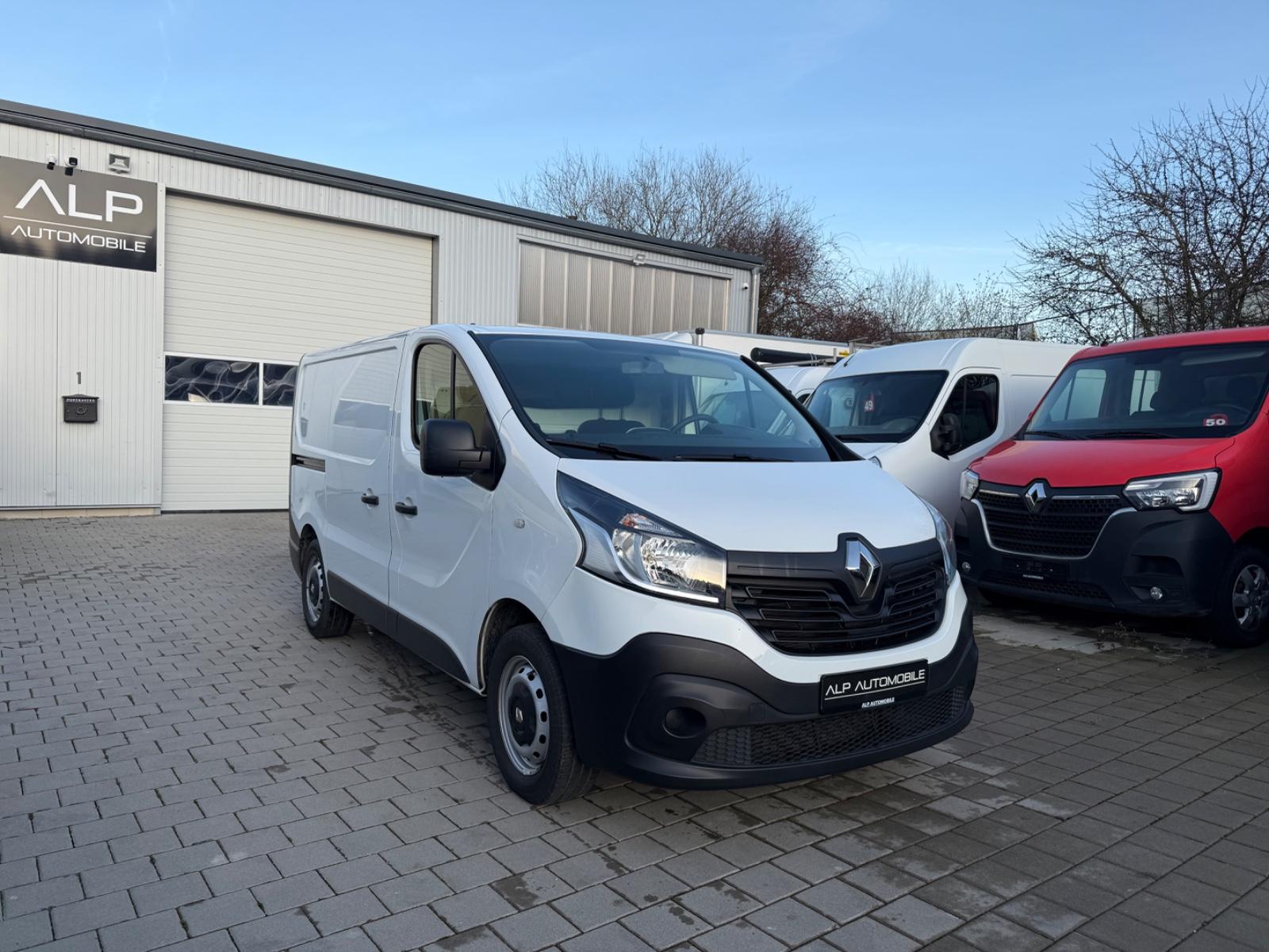 Renault Trafic Kastenwagen NAVI*KLIMA*PDC*STANDHZ*REGAL*