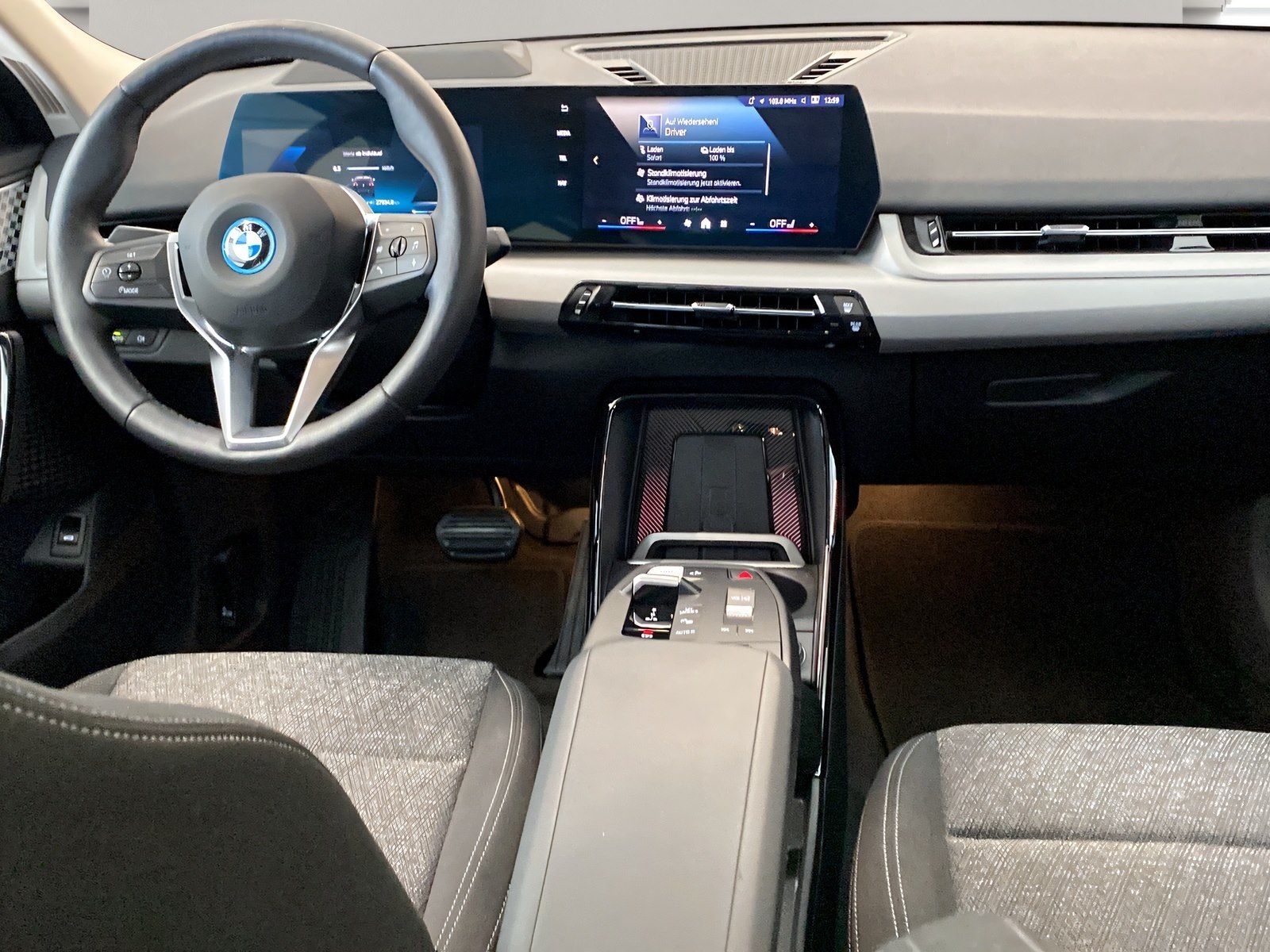 BMW iX2 - Bild 7