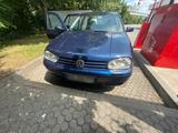Volkswagen Golf iv 1.4 Pacific - Volkswagen Golf mit Benzin-Antrieb: Kleinwagen, Pacific
