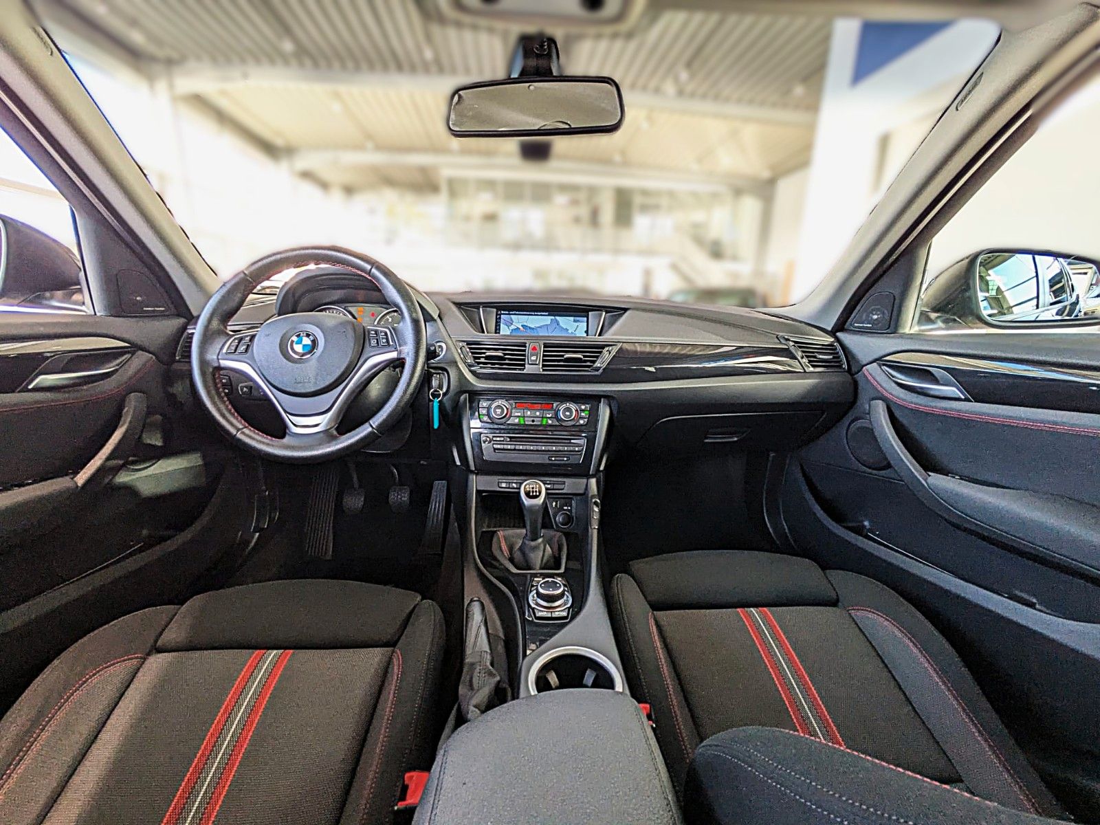 Fahrzeugabbildung BMW X1 25 d xDrive SPORT NAVI XENON H/K SOUND AHK