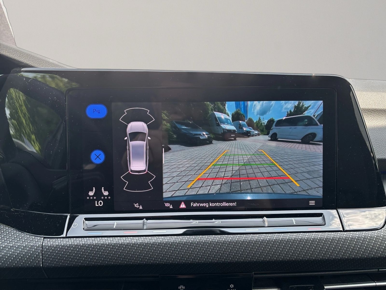 Golf Variant 1.5 eTSI R-Line, BlackStyle, Navi,