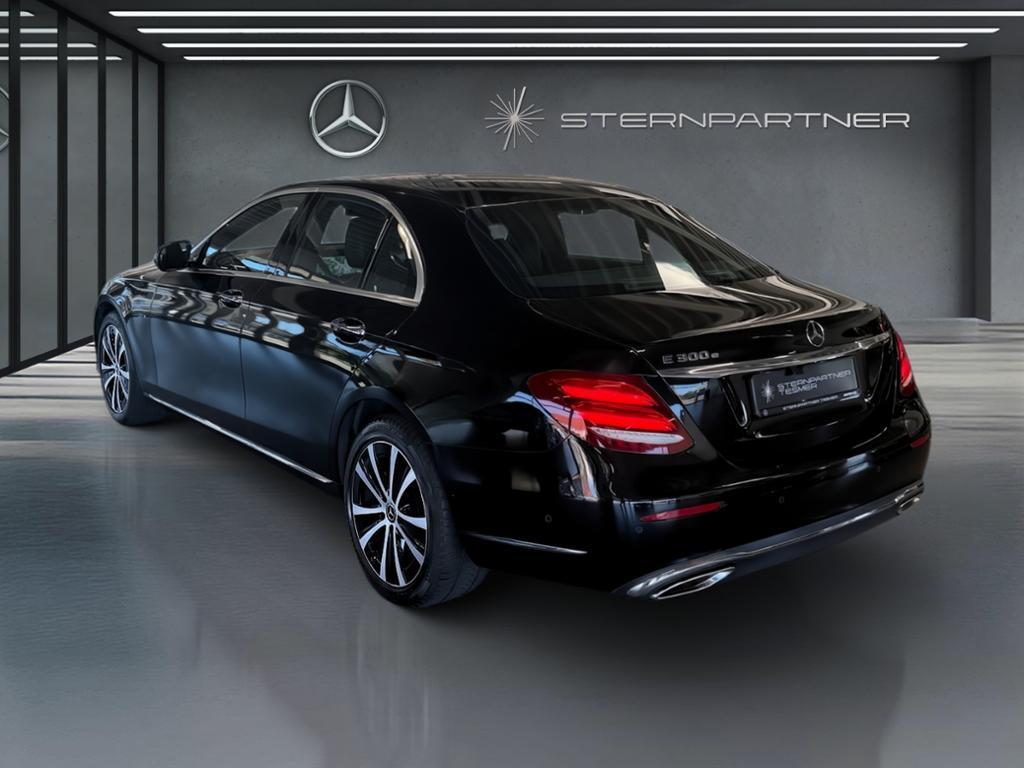 Mercedes-Benz E 300 e Limousine EXCLUSIVE +360°+LEDER+AIRM.+SD
