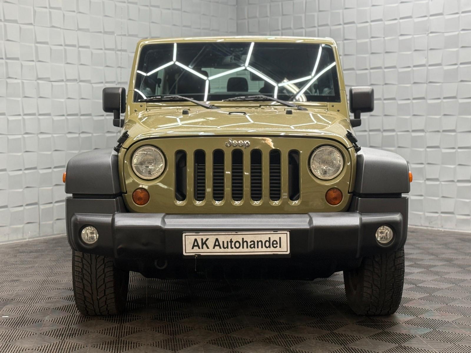 Jeep Wrangler Unlimited 2.8 CRD 200 ch 4x4 BVM / 186 877 km / Commando Green / Hard-Top