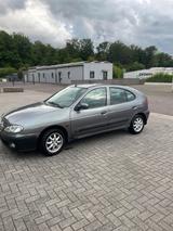 Renault Ich verkaufen.  Ein RENAULT (F) Tele 01521... - gebrauchte Renault Megane aus dem Jahr 2001