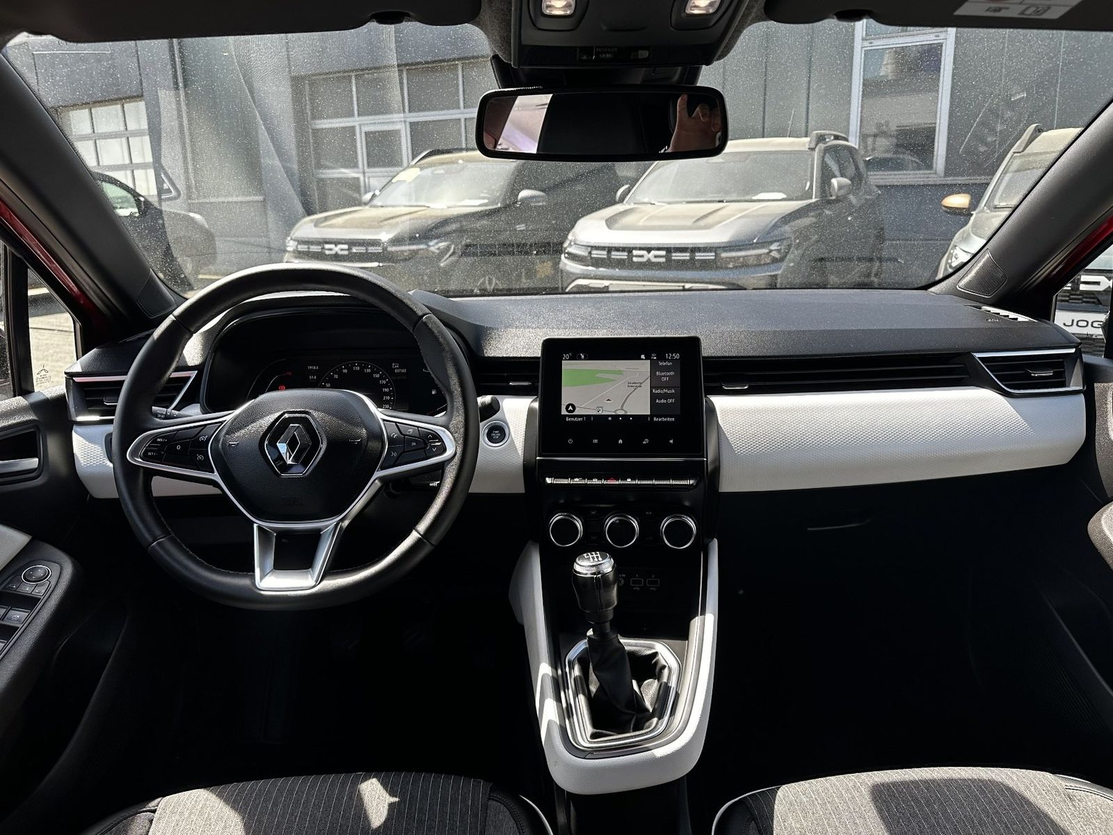 Fahrzeugabbildung Renault Clio TECHNO TCe 90