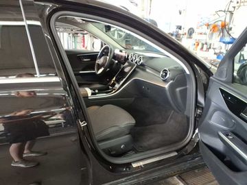 Mercedes C 200 - 6