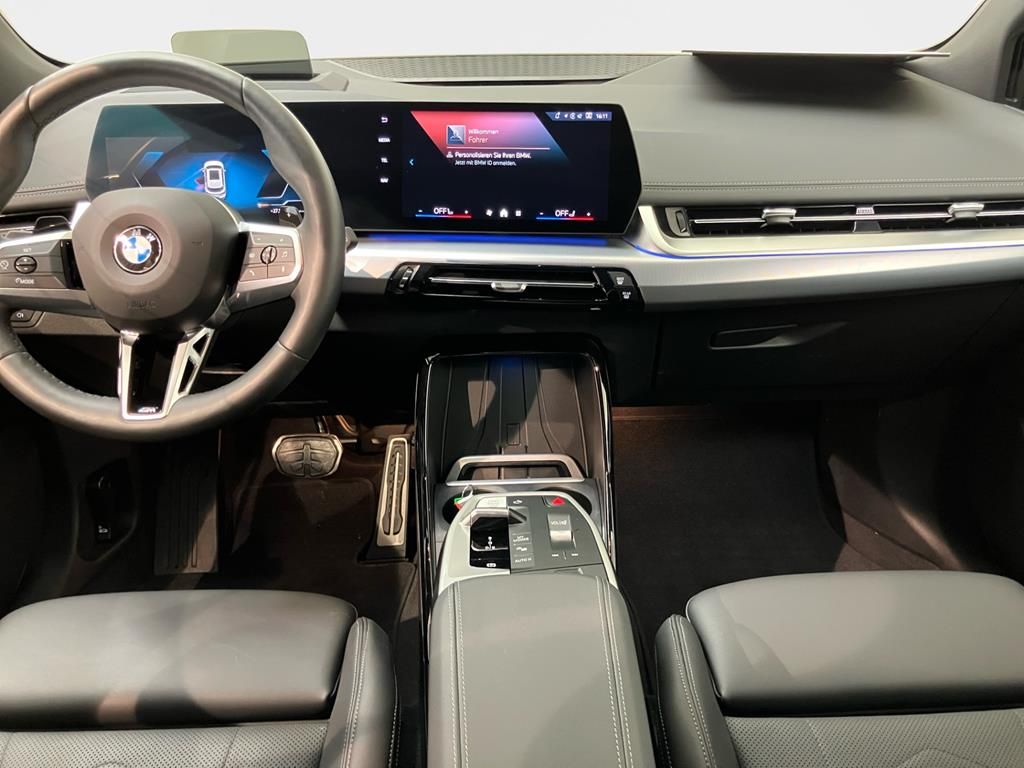 BMW 223 Active Tourer - Bild 12