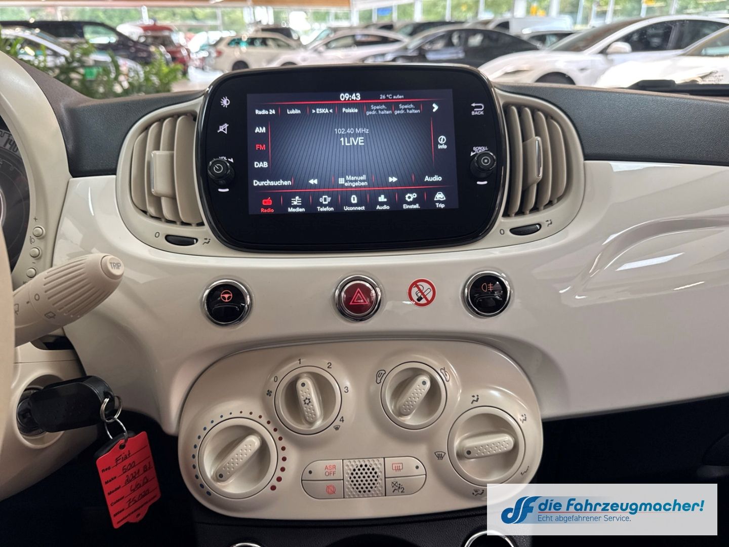 Fahrzeugabbildung Fiat 500 Lounge 1.0 Mild Hybrid EU6d Apple CarPlay An