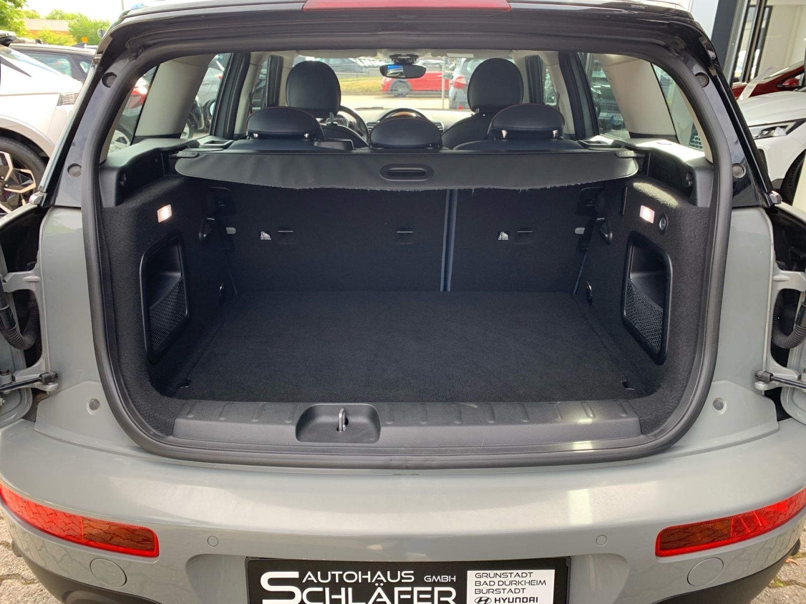 Fahrzeugabbildung MINI Clubman Cooper 1.5 Navi Leder LED PDC