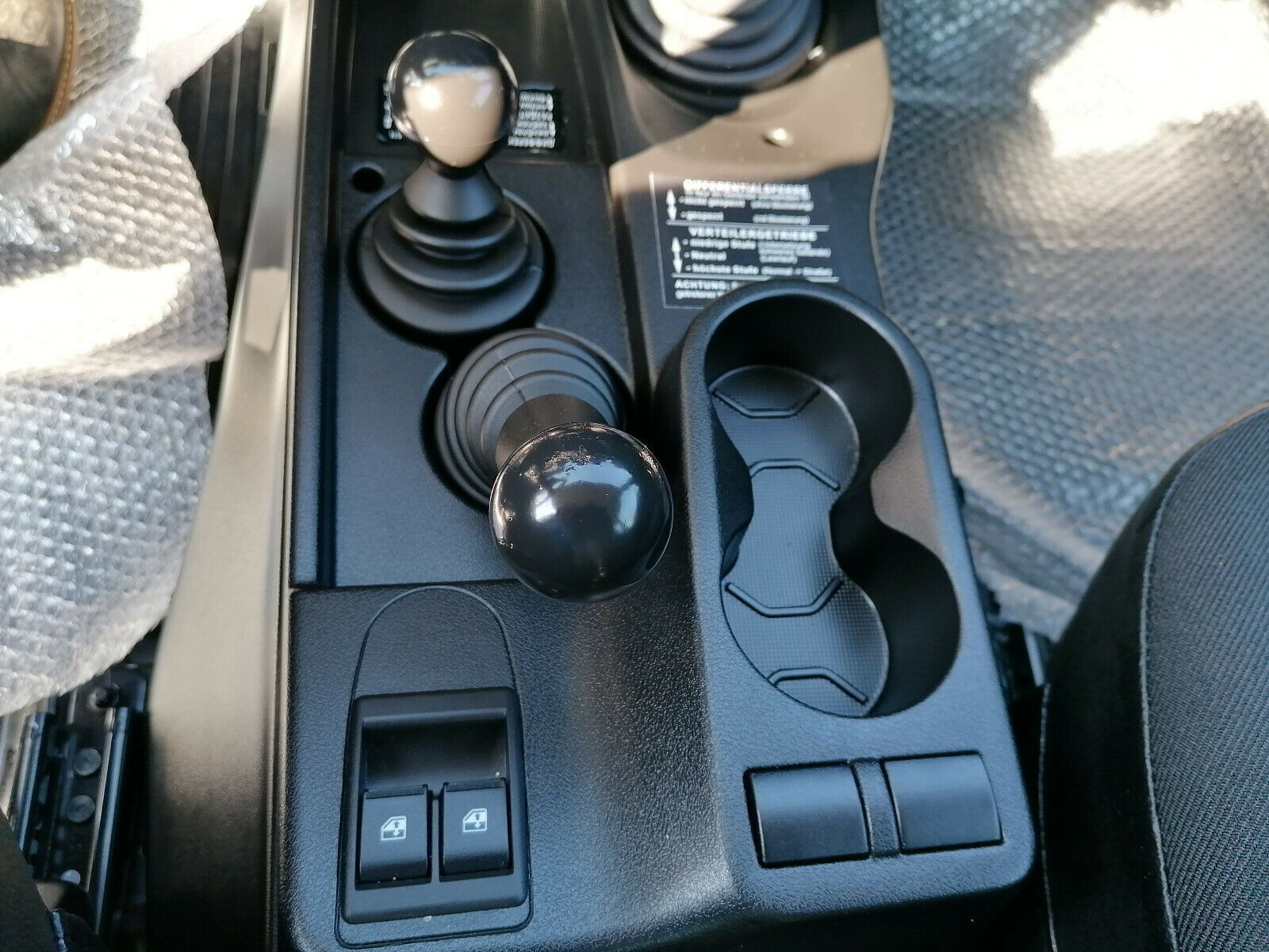 Fahrzeugabbildung Lada NIVA  LEGEND "NORMA" ROSTSCHUTZ! AHK! GARANTIE!