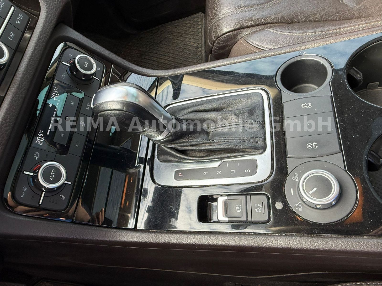 Fahrzeugabbildung Volkswagen Touareg V6 TDI,  Navi, Leder, AHK, Pano