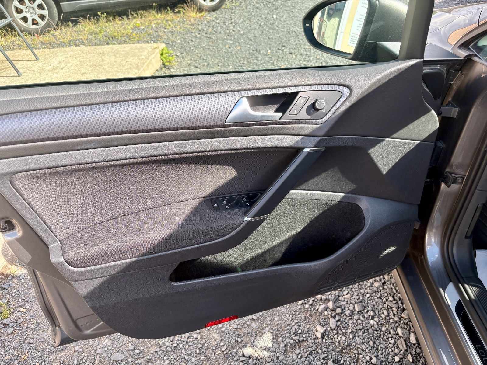 Fahrzeugabbildung Volkswagen Golf VII 1.2 TSI Variant Lounge 1.HAND SCHECKHEF