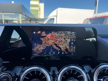 2022 Mercedes-BENZ EQA — миниатюра 19