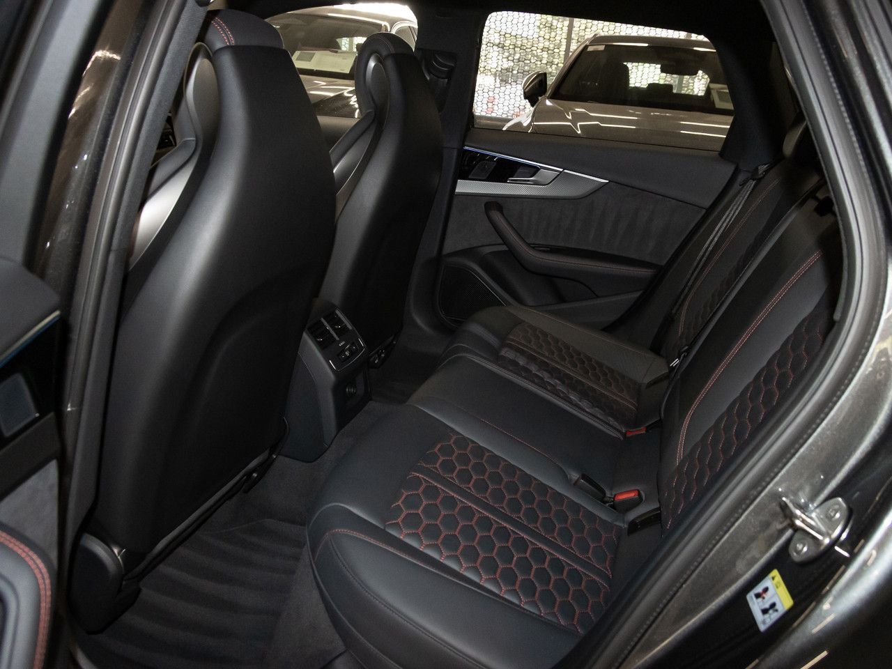 Audi RS4 Avant TFSI quattro Competition Keyless B&O foto 11