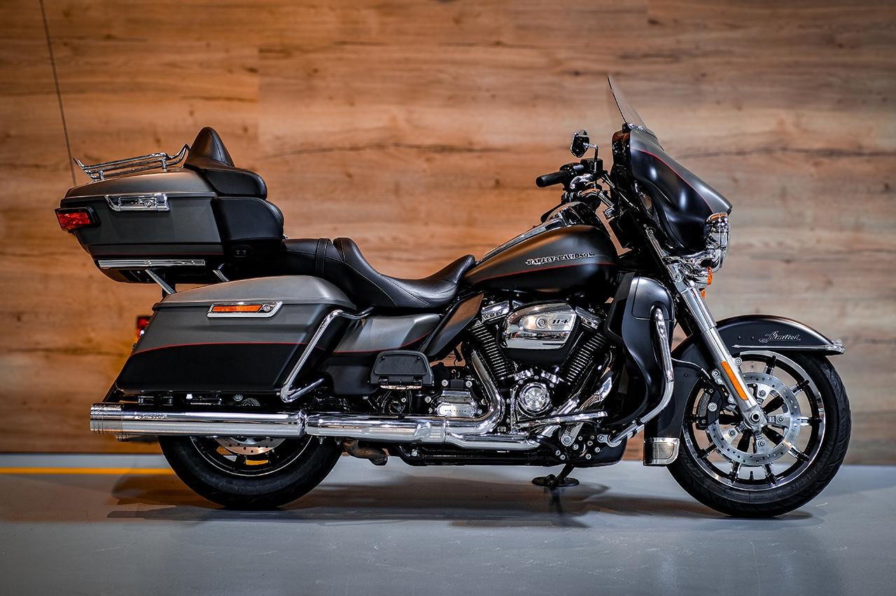 Harley-Davidson FLHTK Electra Glide Ultra Limited 114 - Remus !