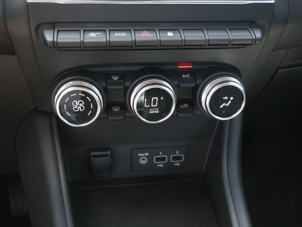 Fahrzeugabbildung Renault Captur Intens TCe 130 EDC GPF KAMERA NAVI LED