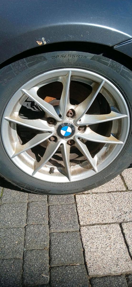 BMW 320 2009 — photo 15