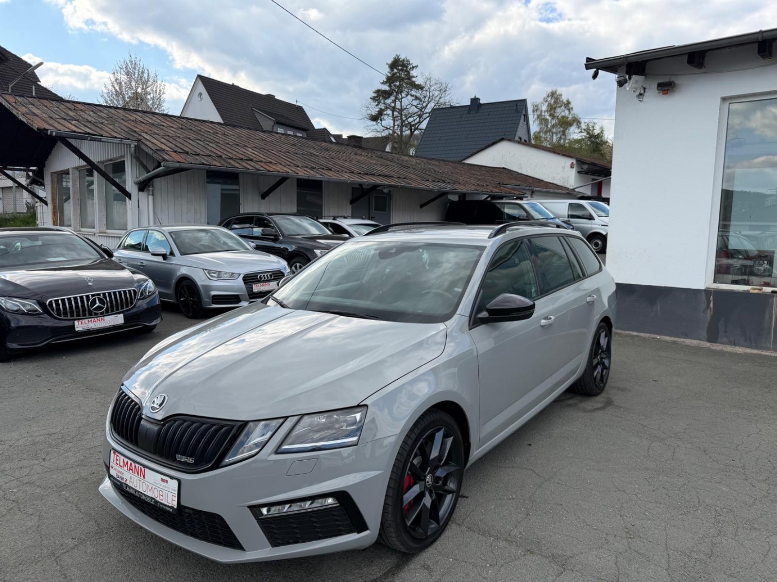 Skoda Octavia Combi RS/AHK/NAVI/RS-Sitze/LED/