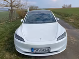 Tesla Model 3  Dualmotor Premium  + AHK, 8x bereift - Tesla Gebrauchtwagen von 2024