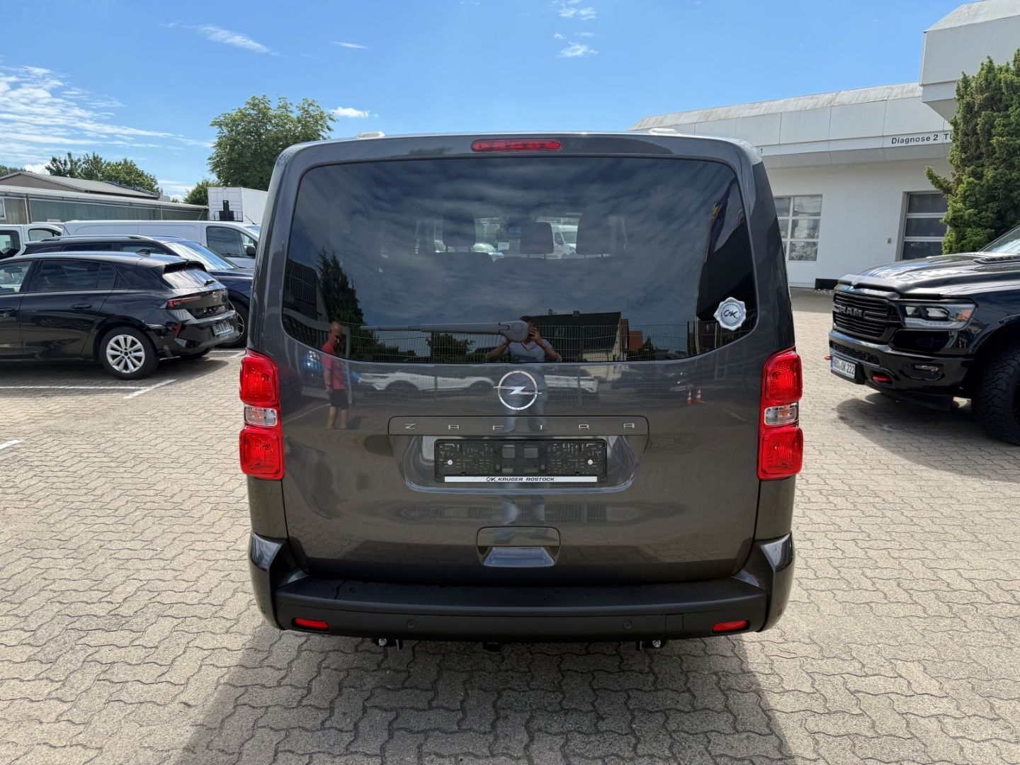 Fahrzeugabbildung Opel Zafira Life Edition XL 9 Sitze+SHZ+LHZ+ AHK