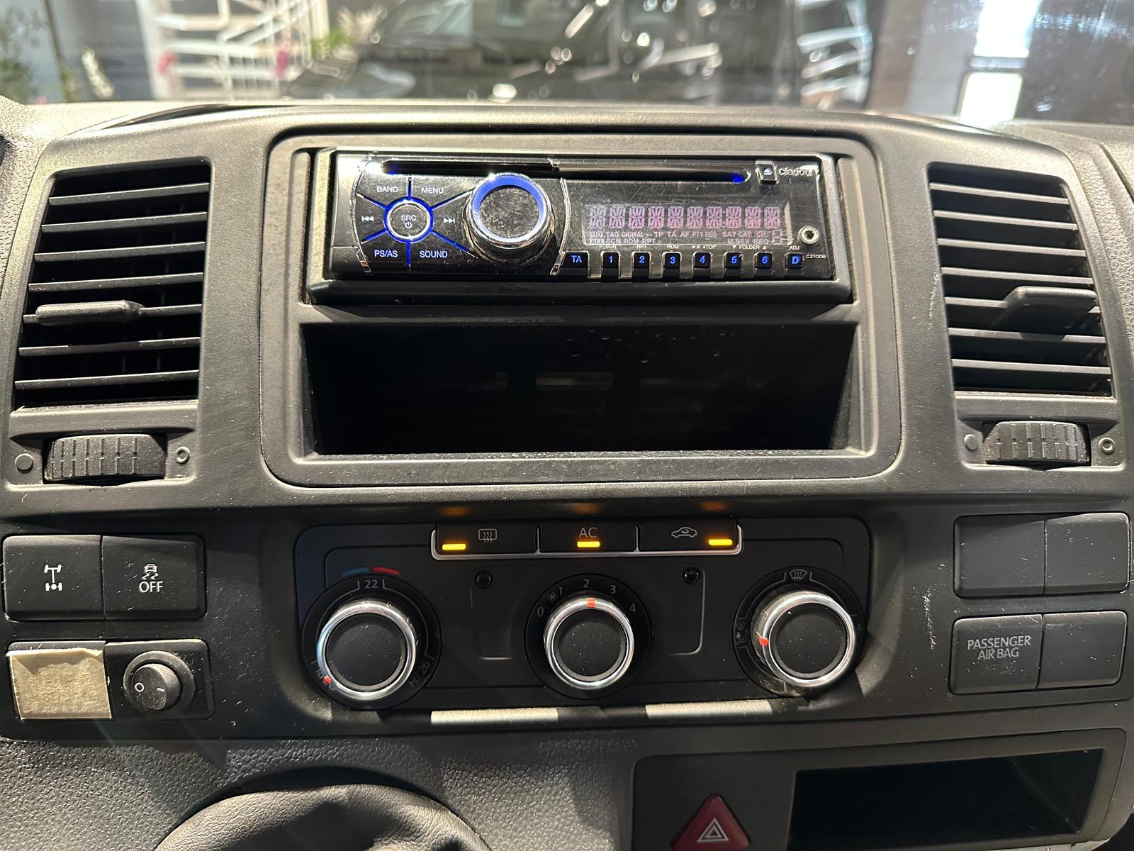 Volkswagen T5 WIDDER 4MOTION ROCKTON SEIKEL BUNDESWEHR OFFR