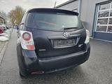 Toyota Verso Travel Diesel*KAMERA*NAVI*8xRÄDER*PDC*GRA - schwarze Toyota Verso