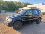 Mercedes-Benz ML 270 CDI nur 175.000km - Mercedes-Benz ML 270 von privat