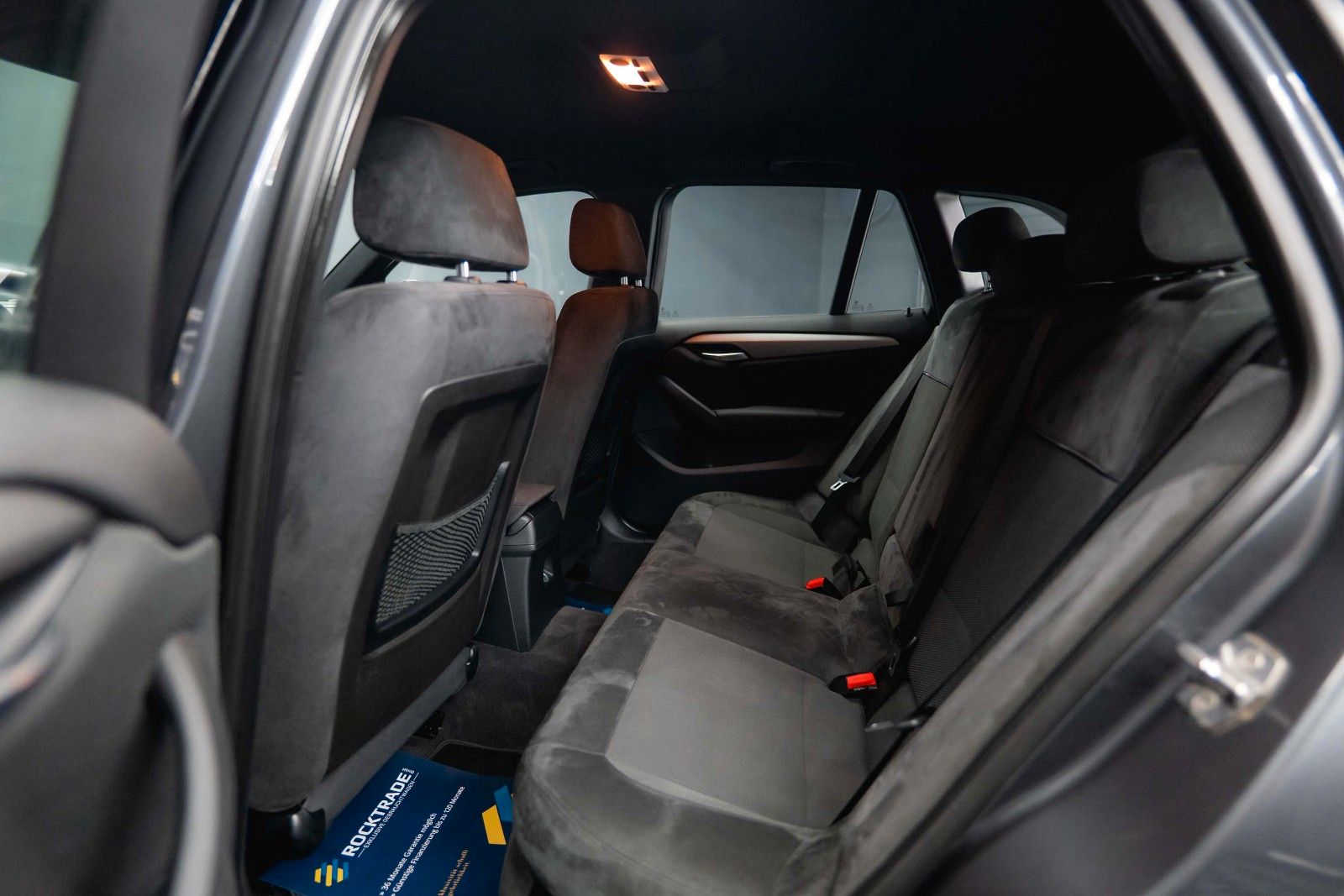 Fahrzeugabbildung BMW X1 xDrive 18d M-Sport Shadow Line *Bi-Xenon*DAB*