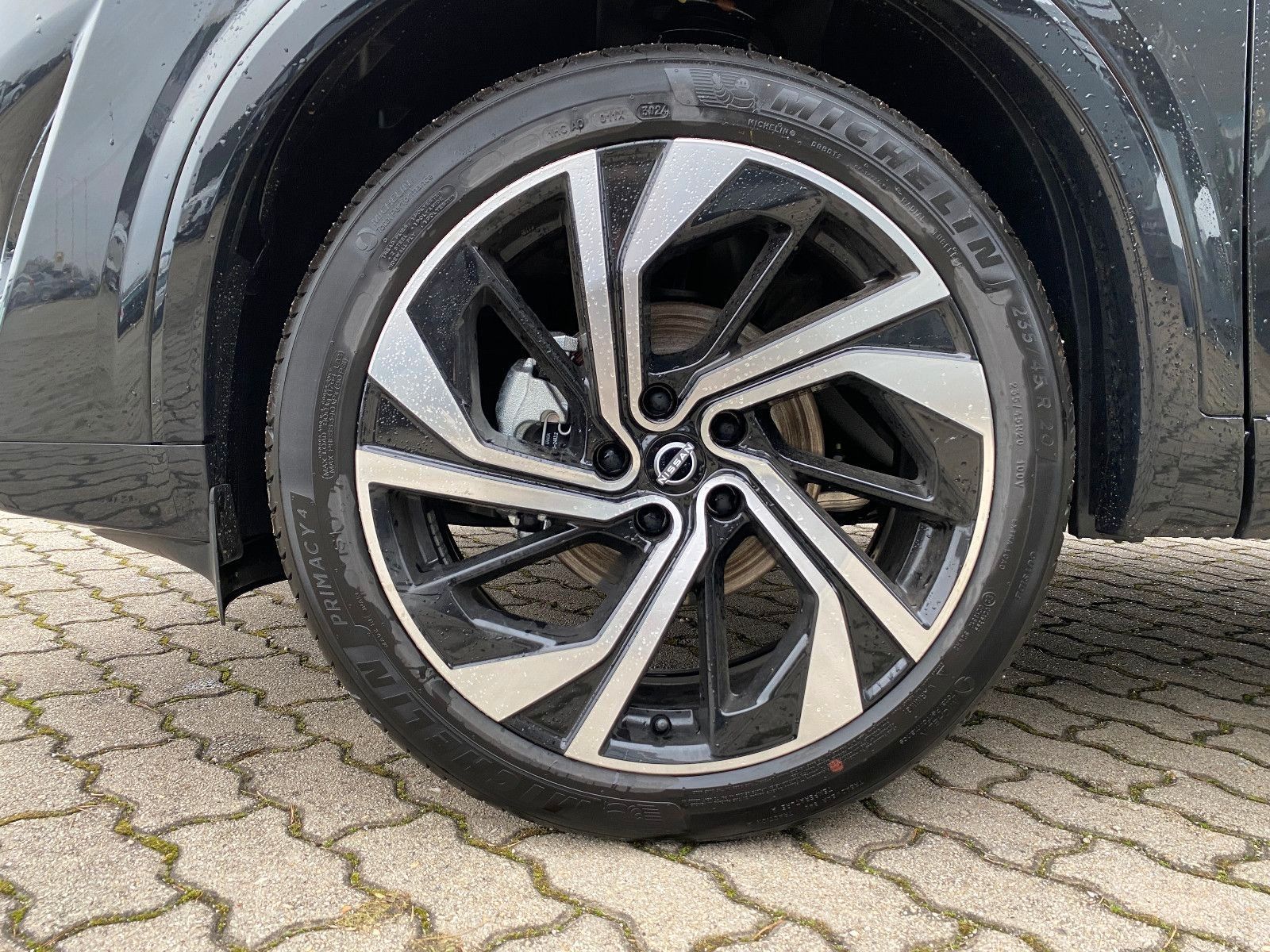 Fahrzeugabbildung Nissan Qashqai 1.3 Tekna+ SHZ+PANO+LED+HUD+360° KAMERA